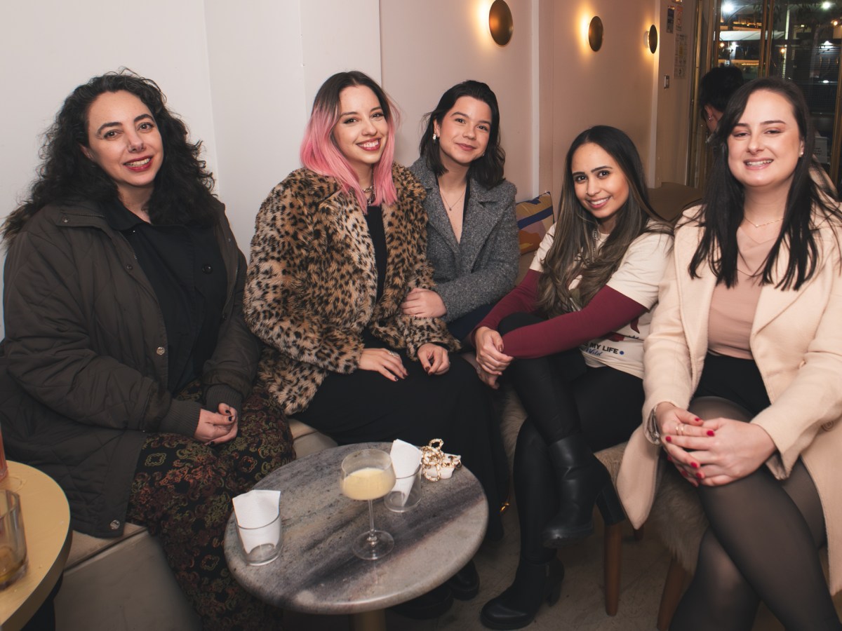 Como Fazer Amigas na Vida Adulta: Um Guia Para Quem Quer Construir Novas Conexões